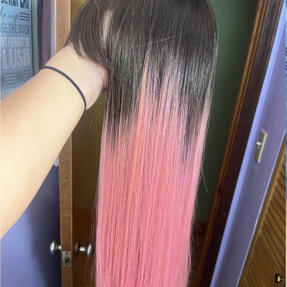 Chelsey smith cosmetics wig